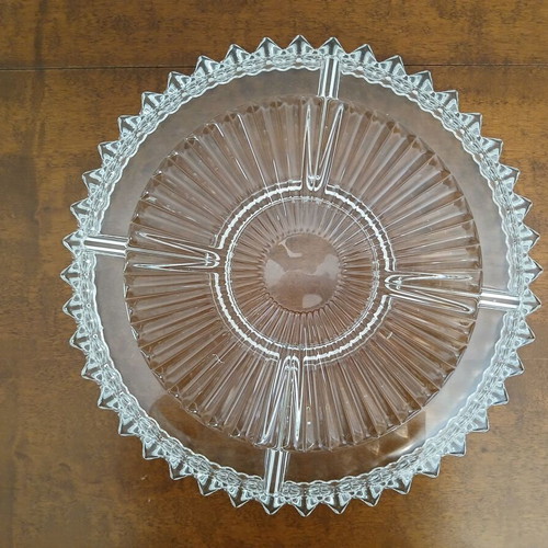 Serving platter used for appetizers or nuts, ordervriera