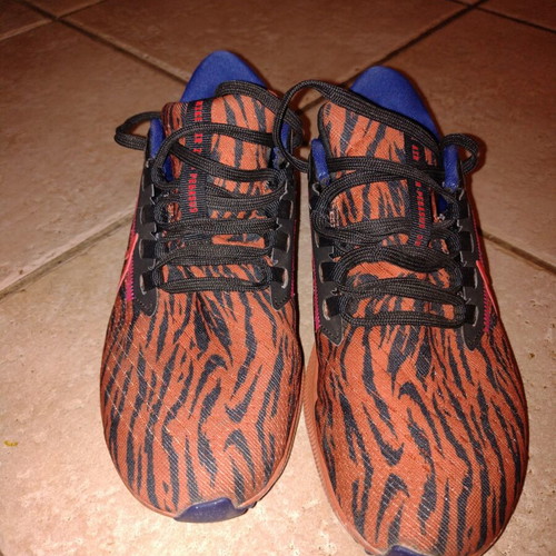 Athletic shoes size 36 like new, multicolor