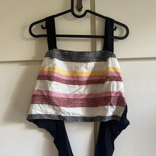 Crop top Benetton like new με καλοκαιρινά όμορφα χρώματα