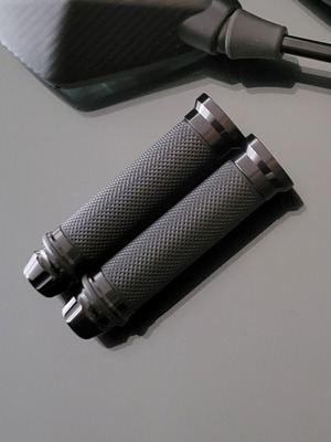 Grips με αντίβαρα καινούργια