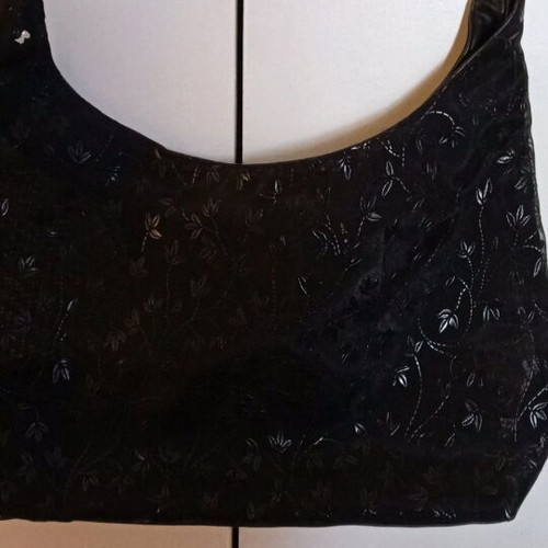 Handbags used, various