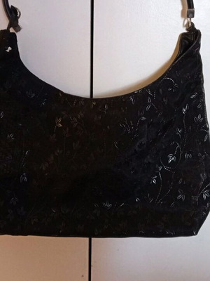 Handbags used, various