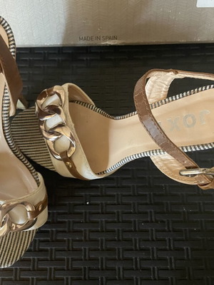 Platform sandals size 36 like new, white and beige with ankle strap