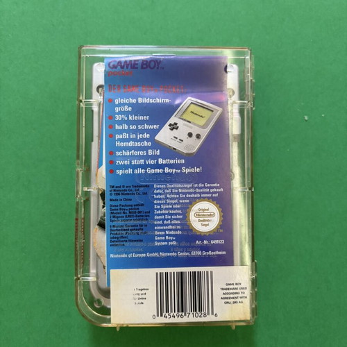Nintendo Game Boy Pocket silver with original hard case and 8 games