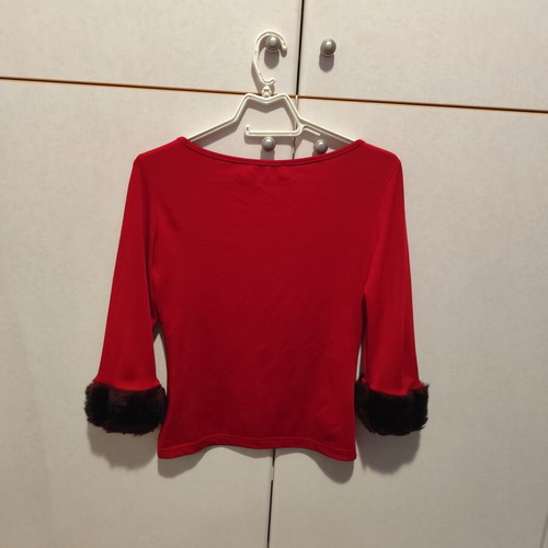 BSB blouse used red with fur details on cuffs