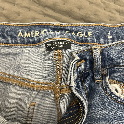 American Eagle denim shorts Bermuda with rips like new, size M