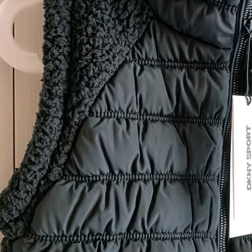 DKNY sleeveless vest new, black, size S