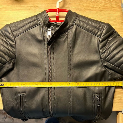 Diesel leather jacket like new, size S, black
