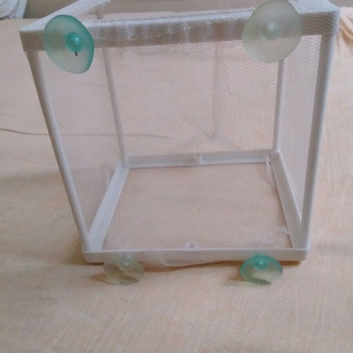 Breeding cage for aquarium like new