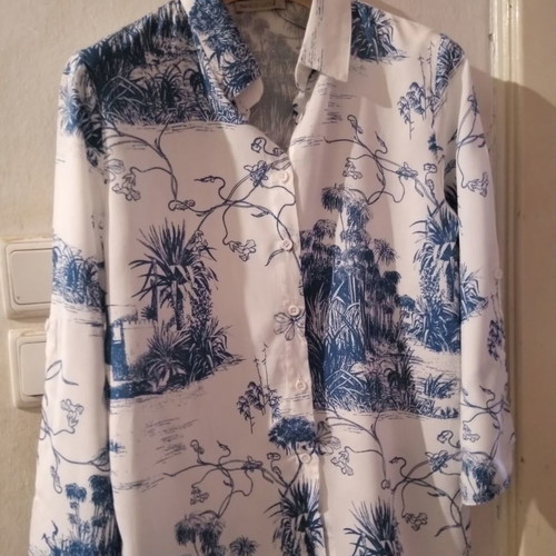Bianco Lucci women's shirt new, small, vintage shades