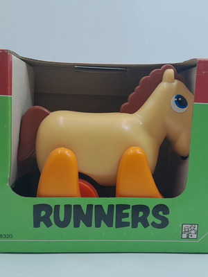 TOMY Runners куфарно конче играчка употребявана