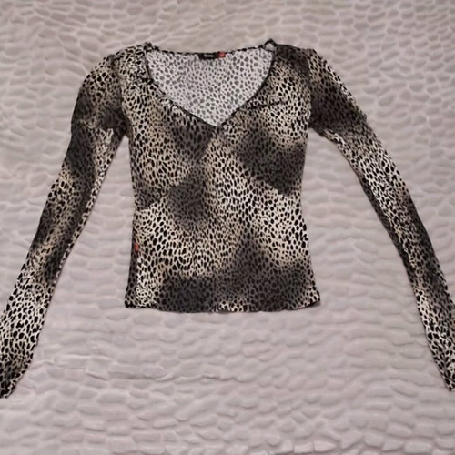 Toi&Moi long-sleeve blouse used