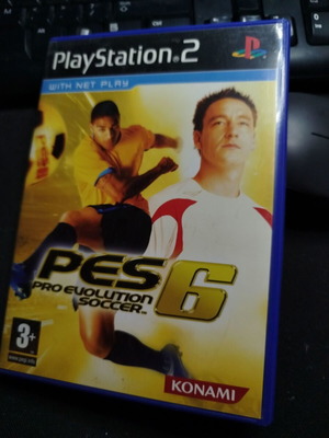 PES 6 Pro Evolution Soccer game PlayStation 2 like new