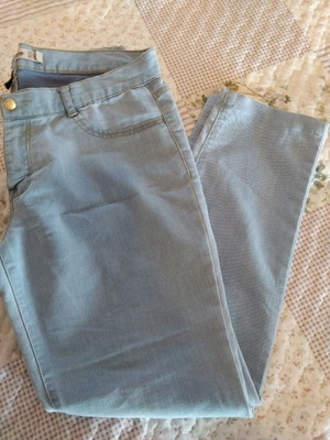 Women's jeans like new in ciel color, size L
