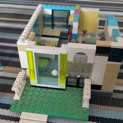 LEGO Friends 41324 Snow Resort Ski Lift with extra handmade lodge