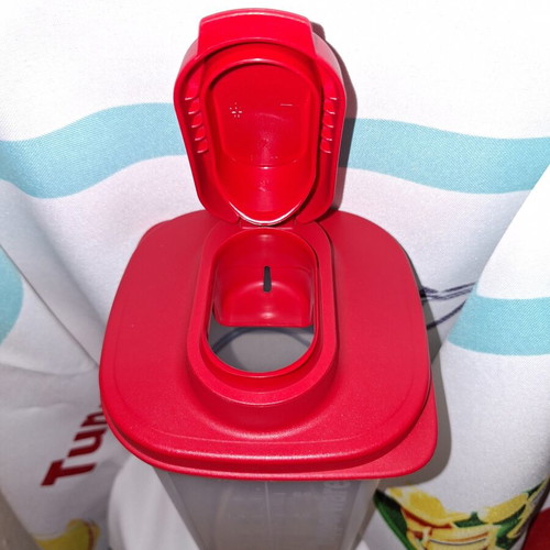 Tupperware 2L jug new, airtight and watertight