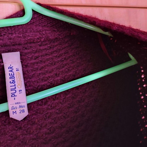 Long knitted burgundy cardigan with pockets Pull & Bear like new, medium