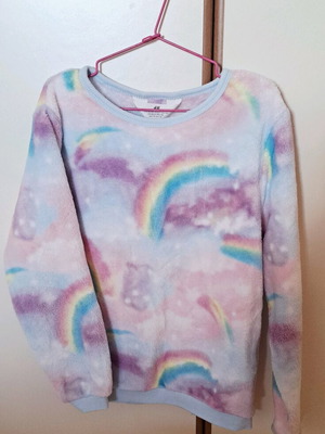 Fleece H&M sweater used, size 122/128, white multicolor