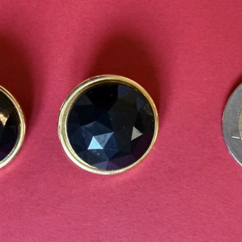 Set of 5 vintage clip-on earrings with gold and black enamel
