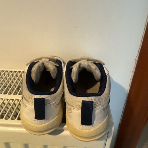 Nike athletic shoes used, size 27.5, black and white