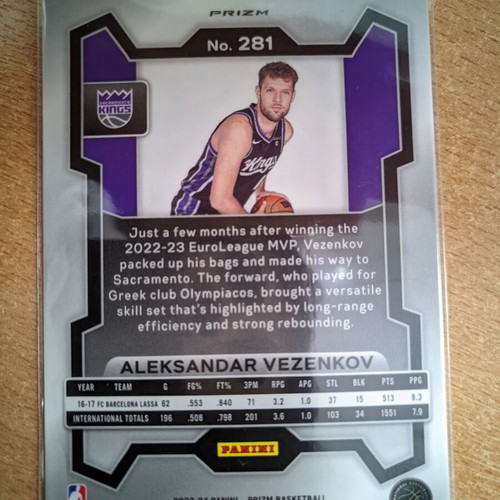 Sasa Vezenkov Sacramento Kings Panini Prizm cracked ice 2023-24 rookie card new