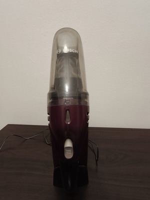 Bosch 9V Portable Battery Vacuum Like New