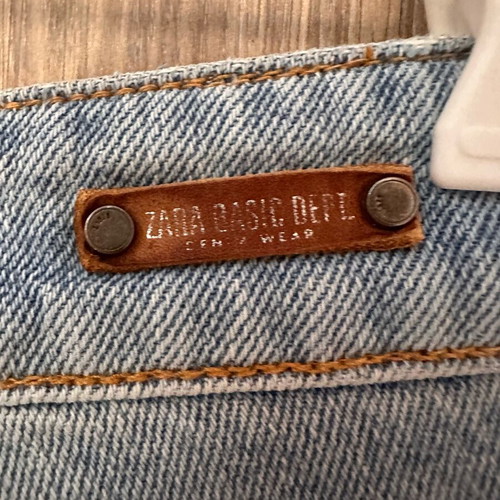 Denim shorts pack of 2 used, Zara pearl detail and Bershka medium size