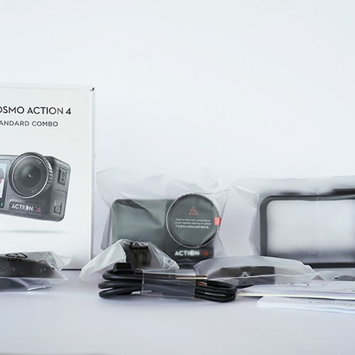 DJI Osmo Action 4 Standard Combo camera