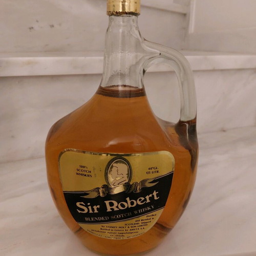 Sir Robert whisky 1.5 lt new, sealed, collectible