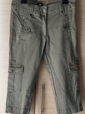 Capri cargo pants GURU Sessions like new, size 31, olive