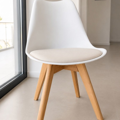 Set of 4 modern white chairs with natural wood legs