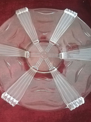 Crystal platter like new