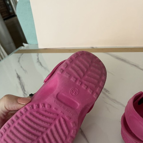 Crocs slippers for girls size 30 like new, pink