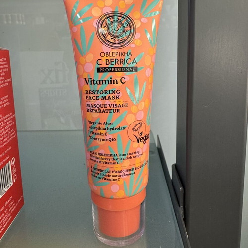 Natura Siberica Vitamin C Restoring Face Mask new
