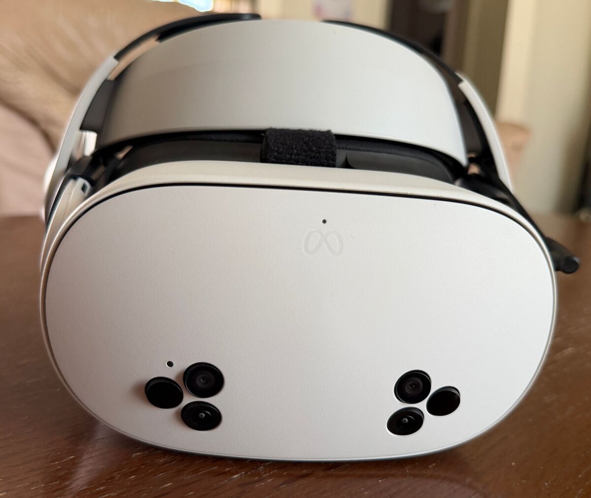 Meta Quest 3S 128GB VR headset like new… - € 379,00 - Vendora.cy
