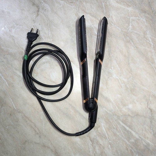 Bellissima BA 300 hair straightener with 4-plate system