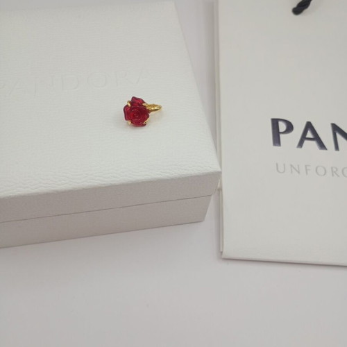 Pandora charm enchanted rose, gold tone