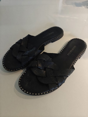Makis Kotris γυναικεία φλατ σανδάλια με πλεκτές λωρίδες σε μαύρο, νούμερο 40