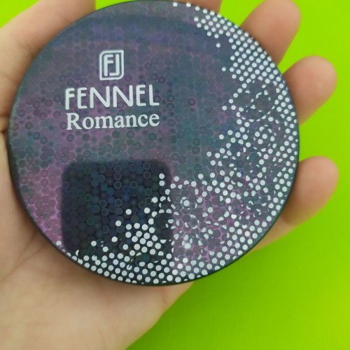 Powder named- ivory beige, new 3 euros