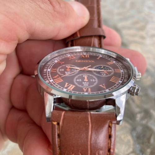 Geneva men's watch new with battery brown