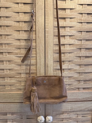 Suede Zara crossbody bag like new, beige
