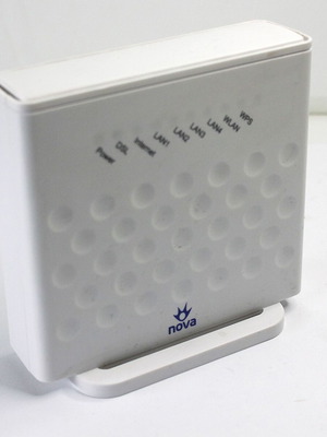 Wireless Modem Router ZTE ZXHN H108N ADSL2+ like new, 4 Ethernet ports, 2020