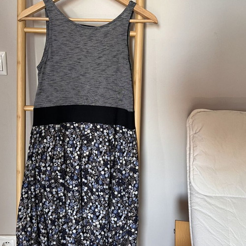 Zara Floral Balloon Dress like new, grey and blue, size M