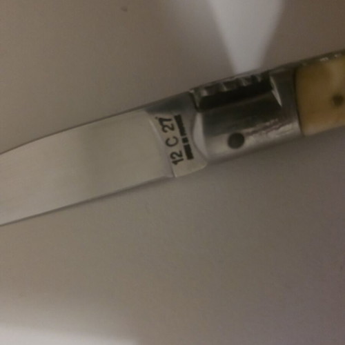 Saint Martin folding knife like new, steel 12c27, horn handle