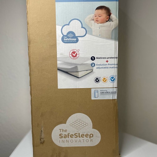 AeroSleep Evolution Premium crib mattress and protector set 120x60x12cm new