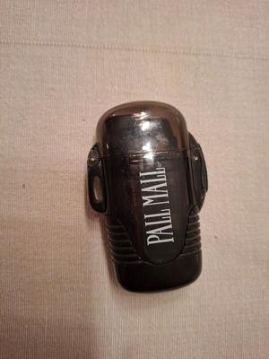 Pall Mall promotional lighter used in very good condition