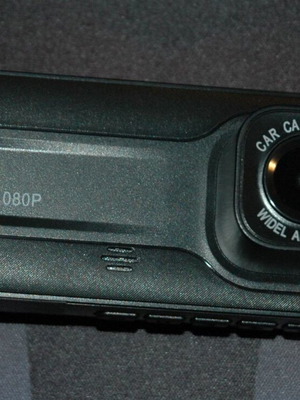 Dash Cam FHD Dual Lens with Night Vision and G-Sensor, like new