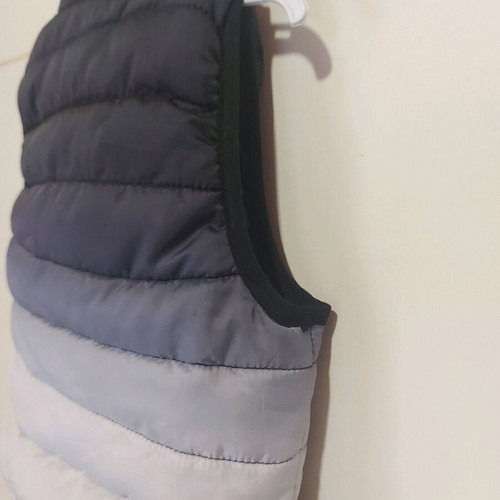 Sleeveless jacket 1 year old new, 86cm