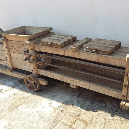 Agricultural machine used, old collectible museum piece