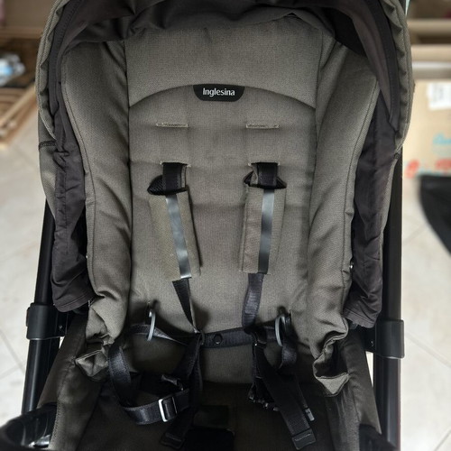Inglesina Aptica XT stroller set like new with frame, reversible seat and car seat